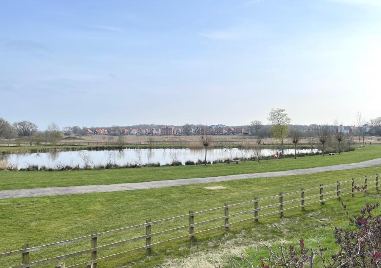 Ashford Holiday Home Sleeps 6 Free Parking Wifi Willesborough Buitenkant foto