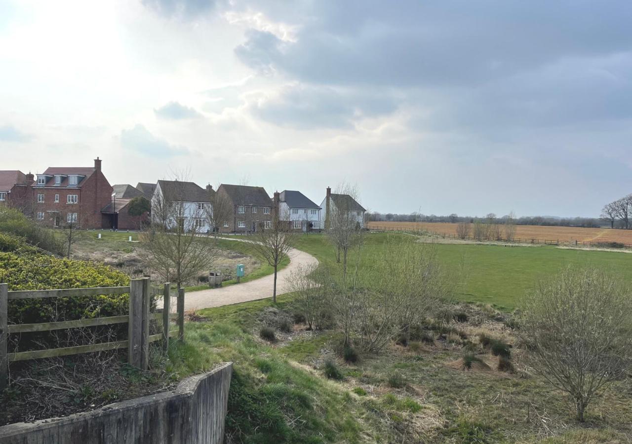 Ashford Holiday Home Sleeps 6 Free Parking Wifi Willesborough Buitenkant foto