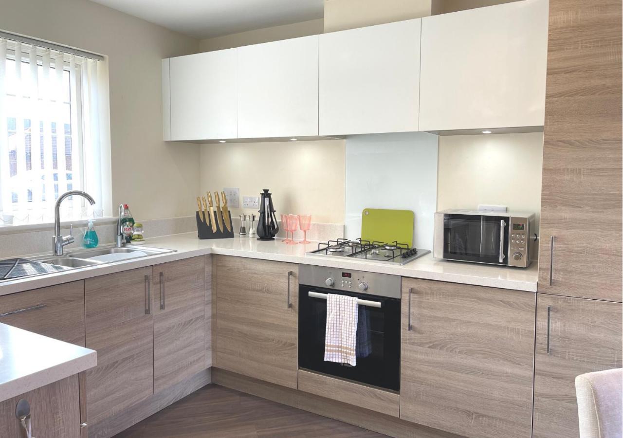 Ashford Holiday Home Sleeps 6 Free Parking Wifi Willesborough Buitenkant foto