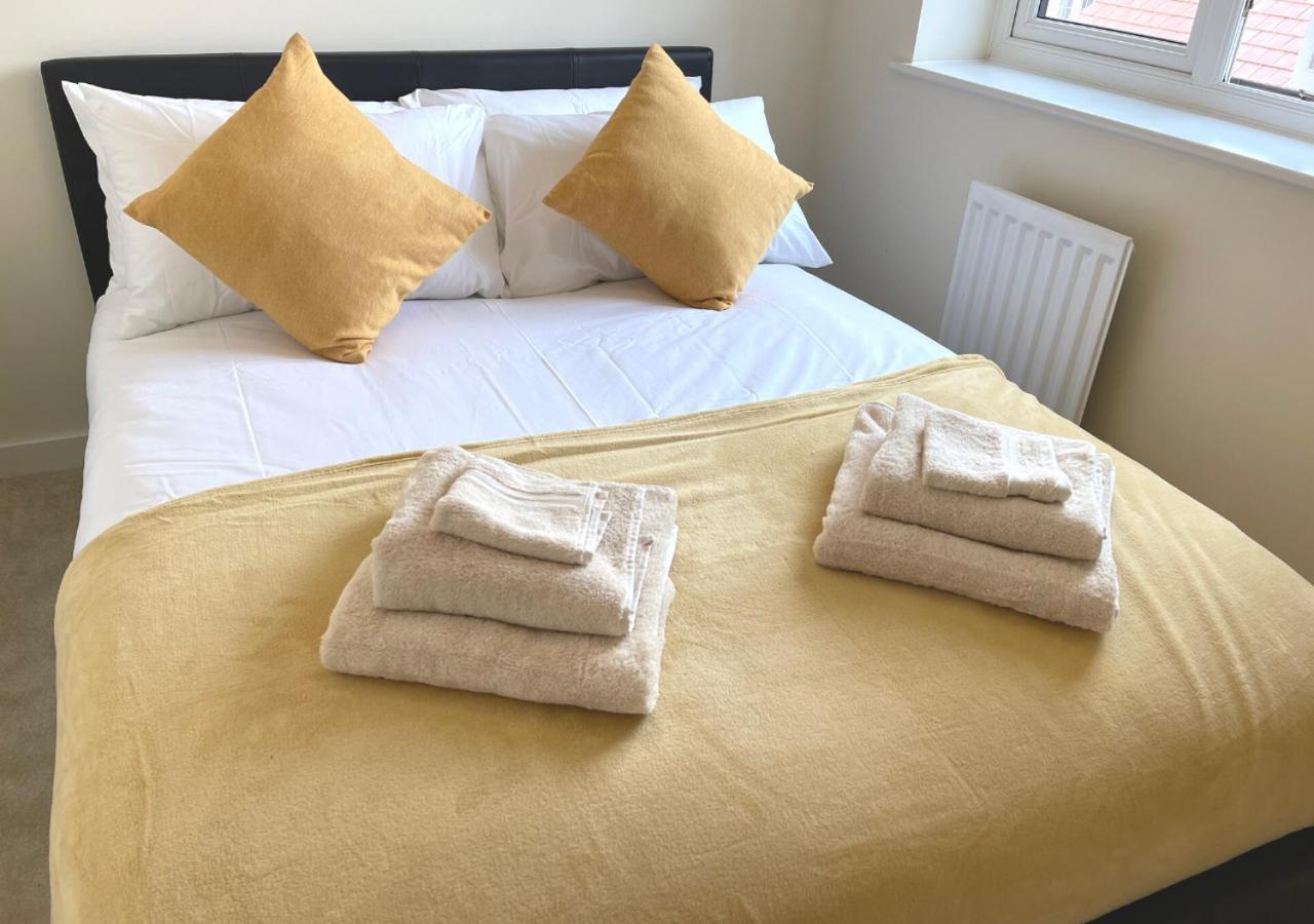 Ashford Holiday Home Sleeps 6 Free Parking Wifi Willesborough Buitenkant foto